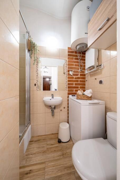St. Miasto Studio Краков Экстерьер фото